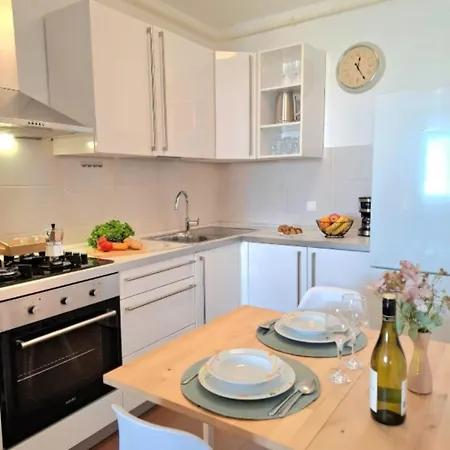 Apartament Divky, Free Parking